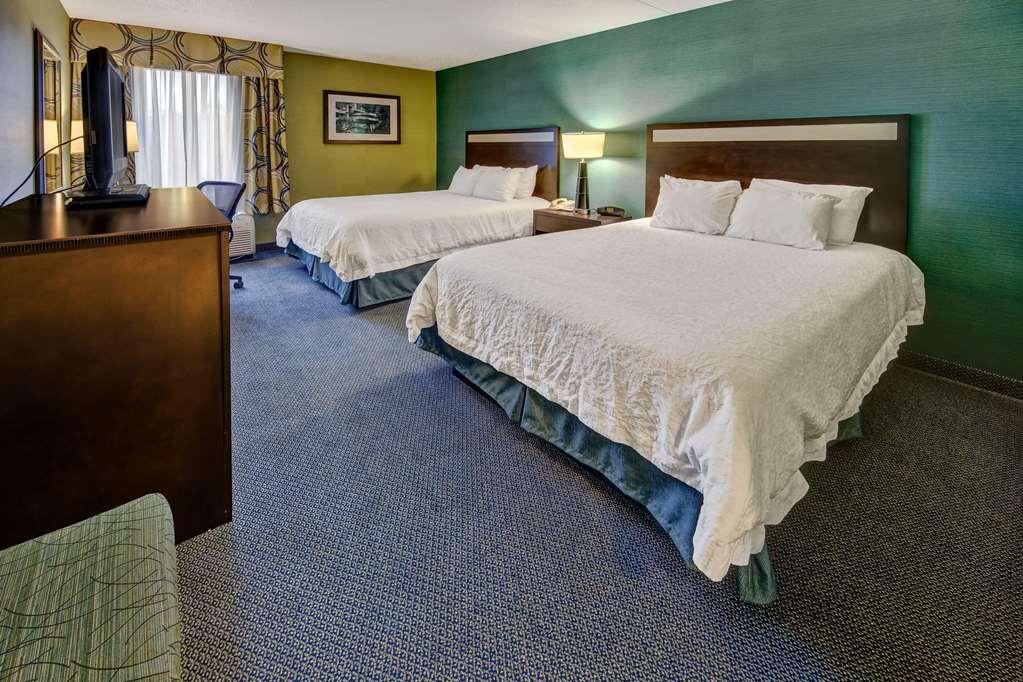 Hampton Inn Грийнсбърг Стая снимка