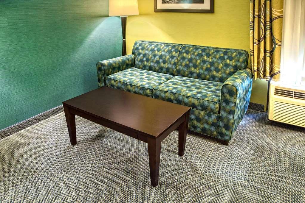 Hampton Inn Грийнсбърг Стая снимка