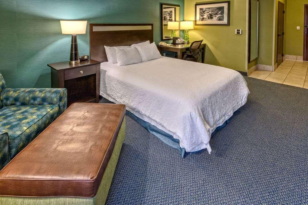 Hampton Inn Грийнсбърг Стая снимка