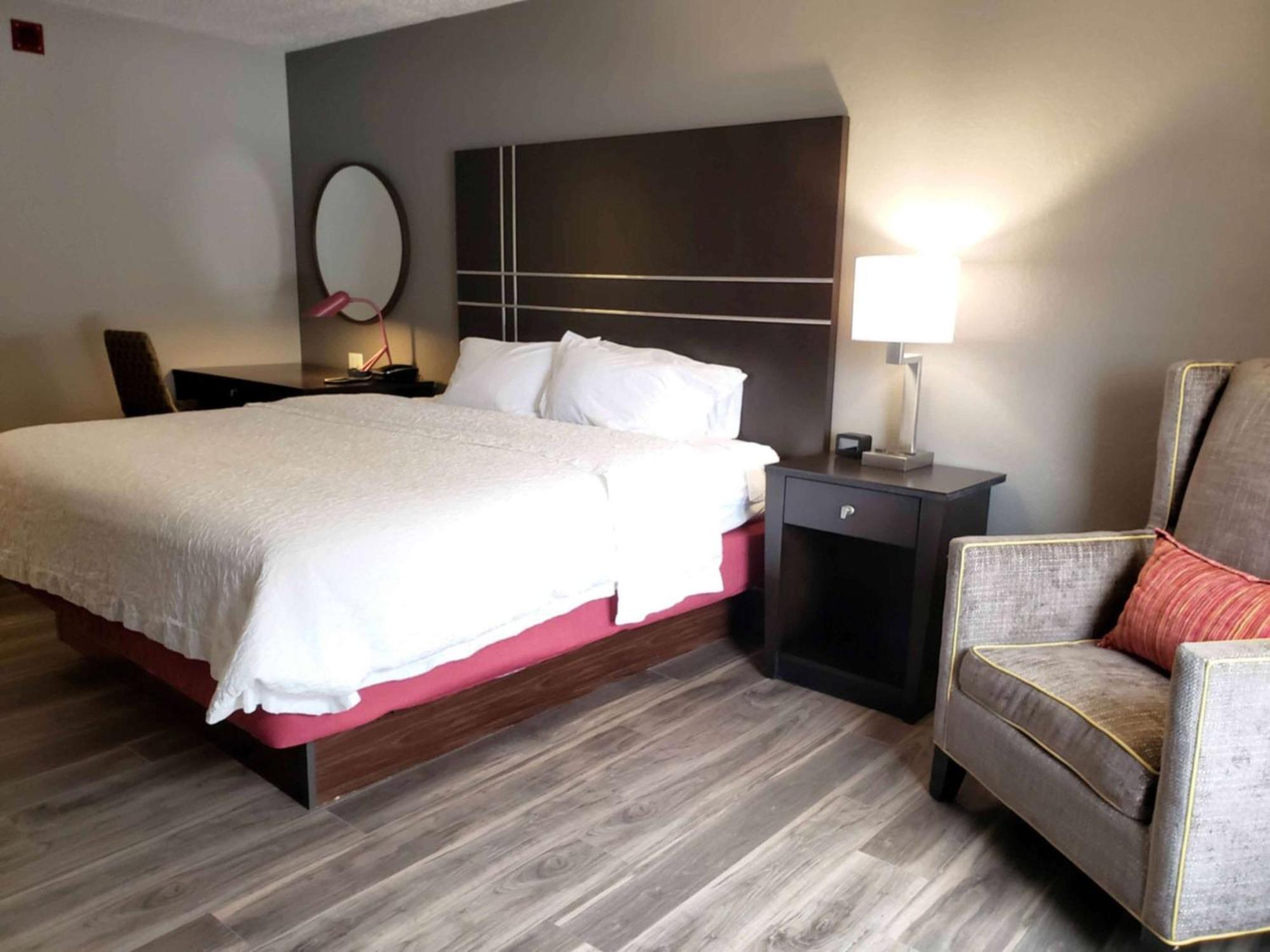 Hampton Inn Грийнсбърг Екстериор снимка