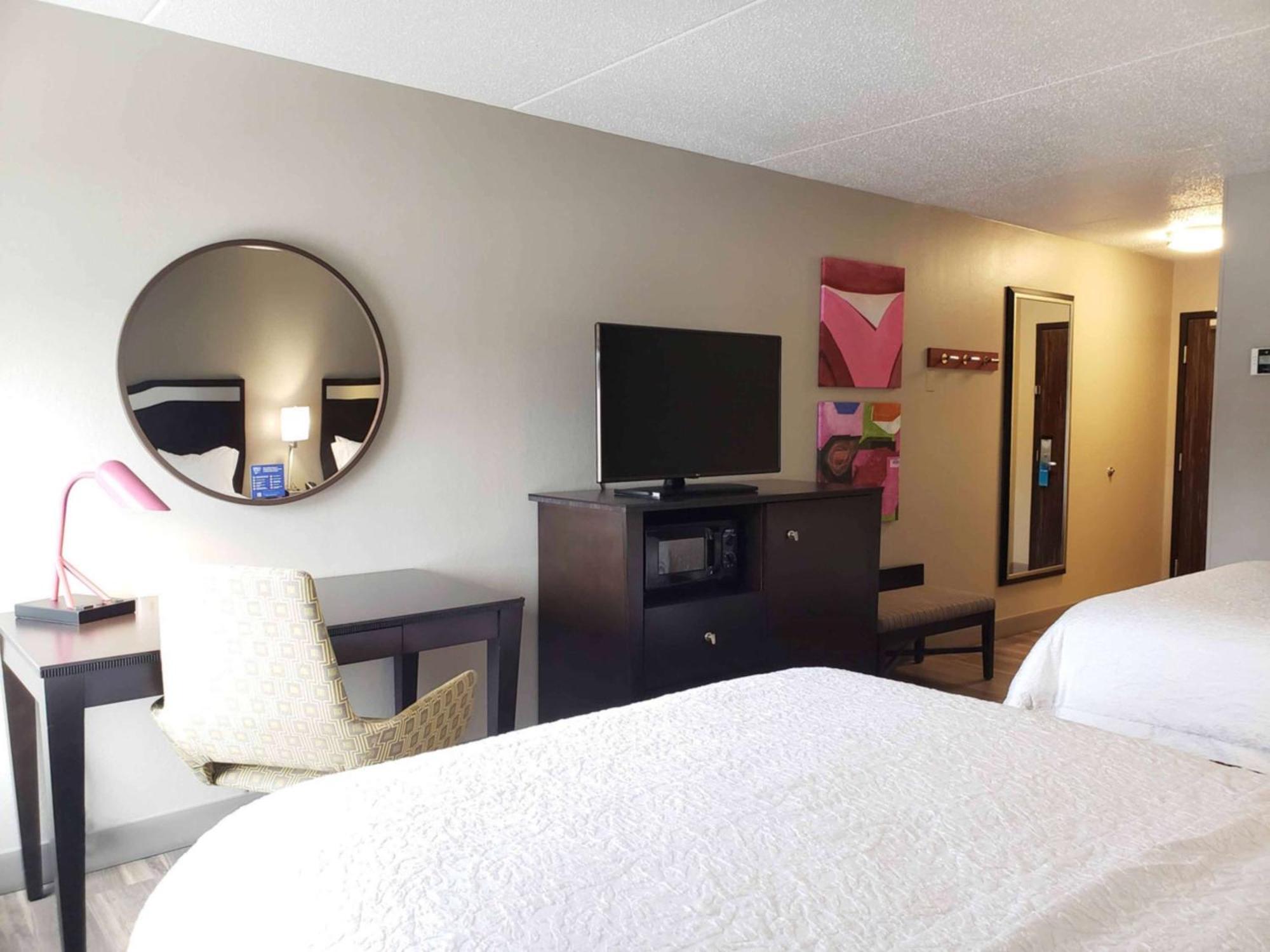 Hampton Inn Грийнсбърг Екстериор снимка
