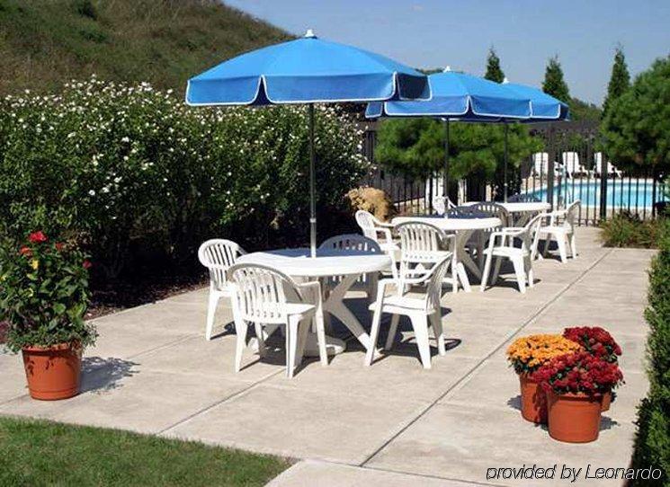 Hampton Inn Грийнсбърг Ресторант снимка