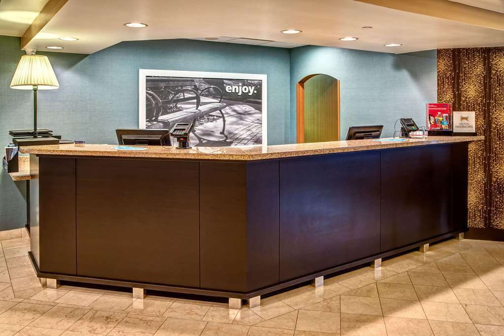 Hampton Inn Грийнсбърг Интериор снимка