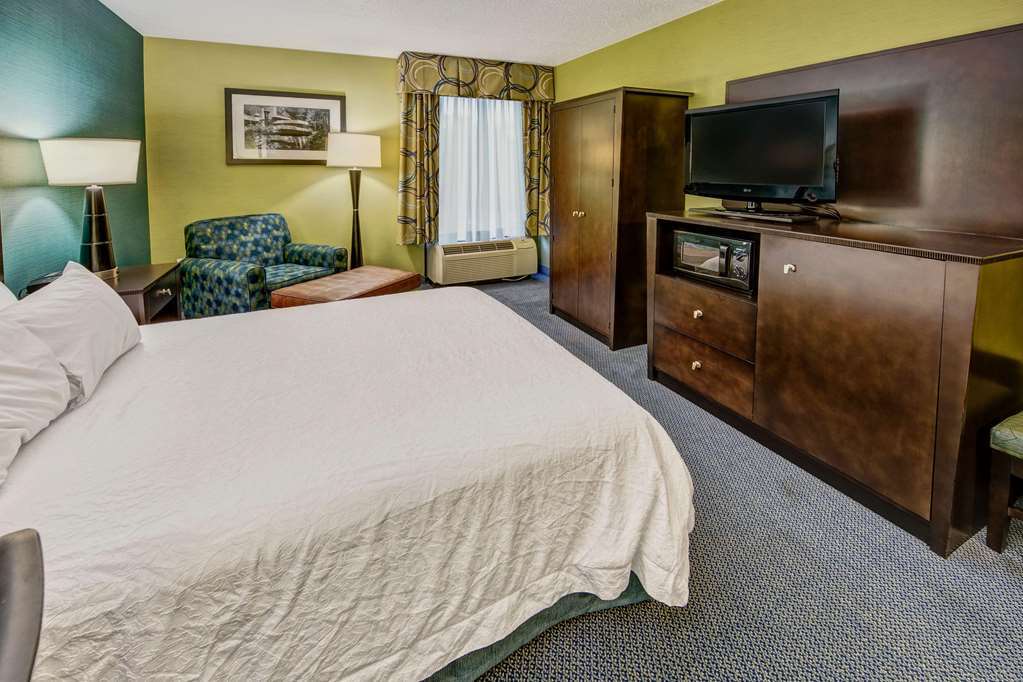 Hampton Inn Грийнсбърг Стая снимка