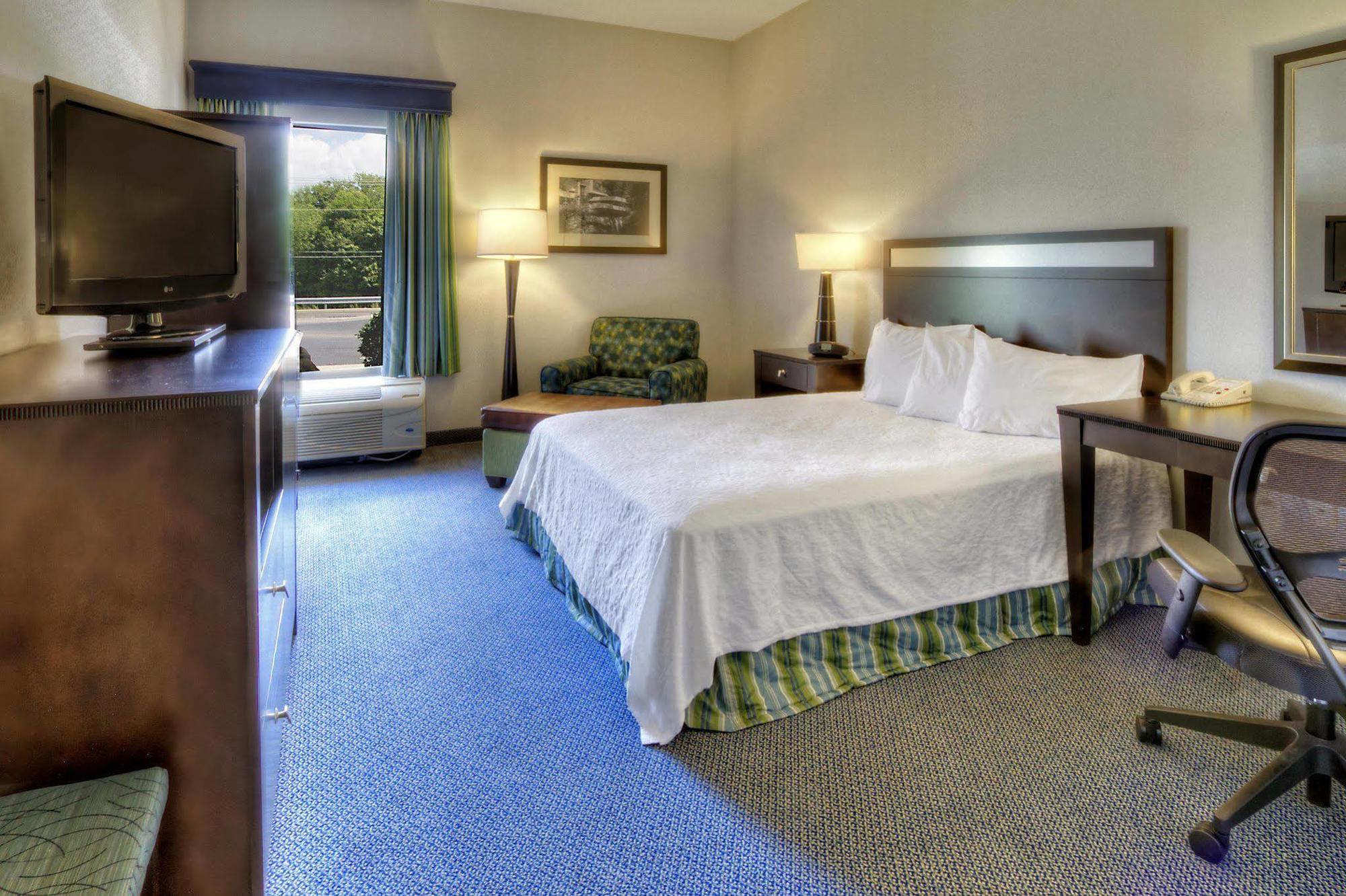 Hampton Inn Грийнсбърг Екстериор снимка
