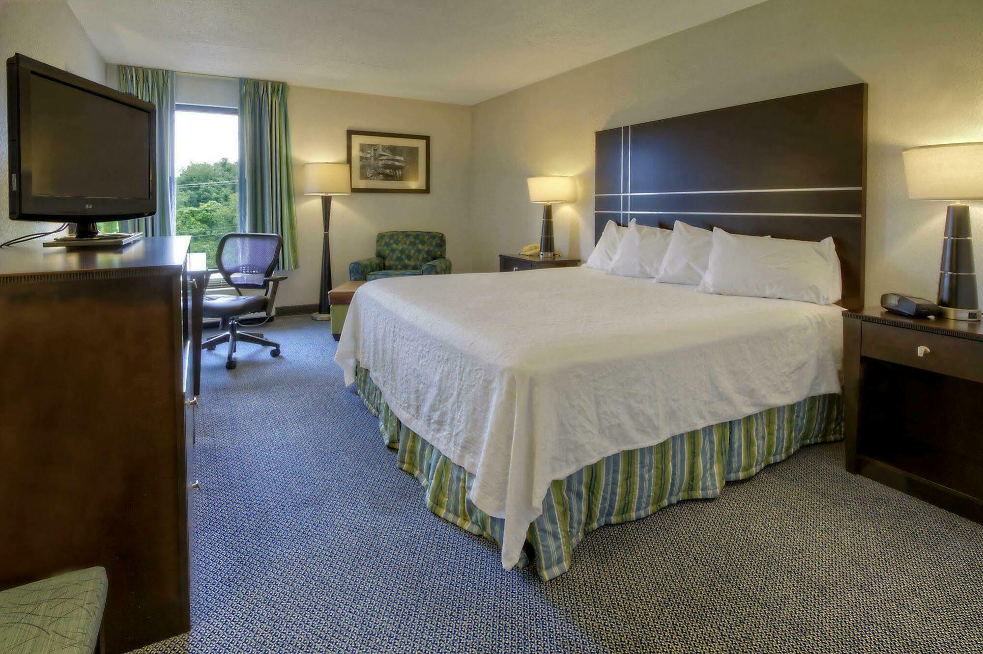 Hampton Inn Грийнсбърг Екстериор снимка